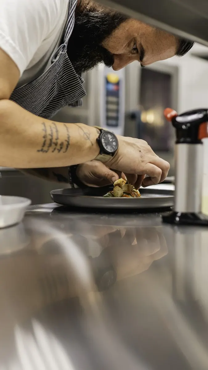 Lo chef impiatta